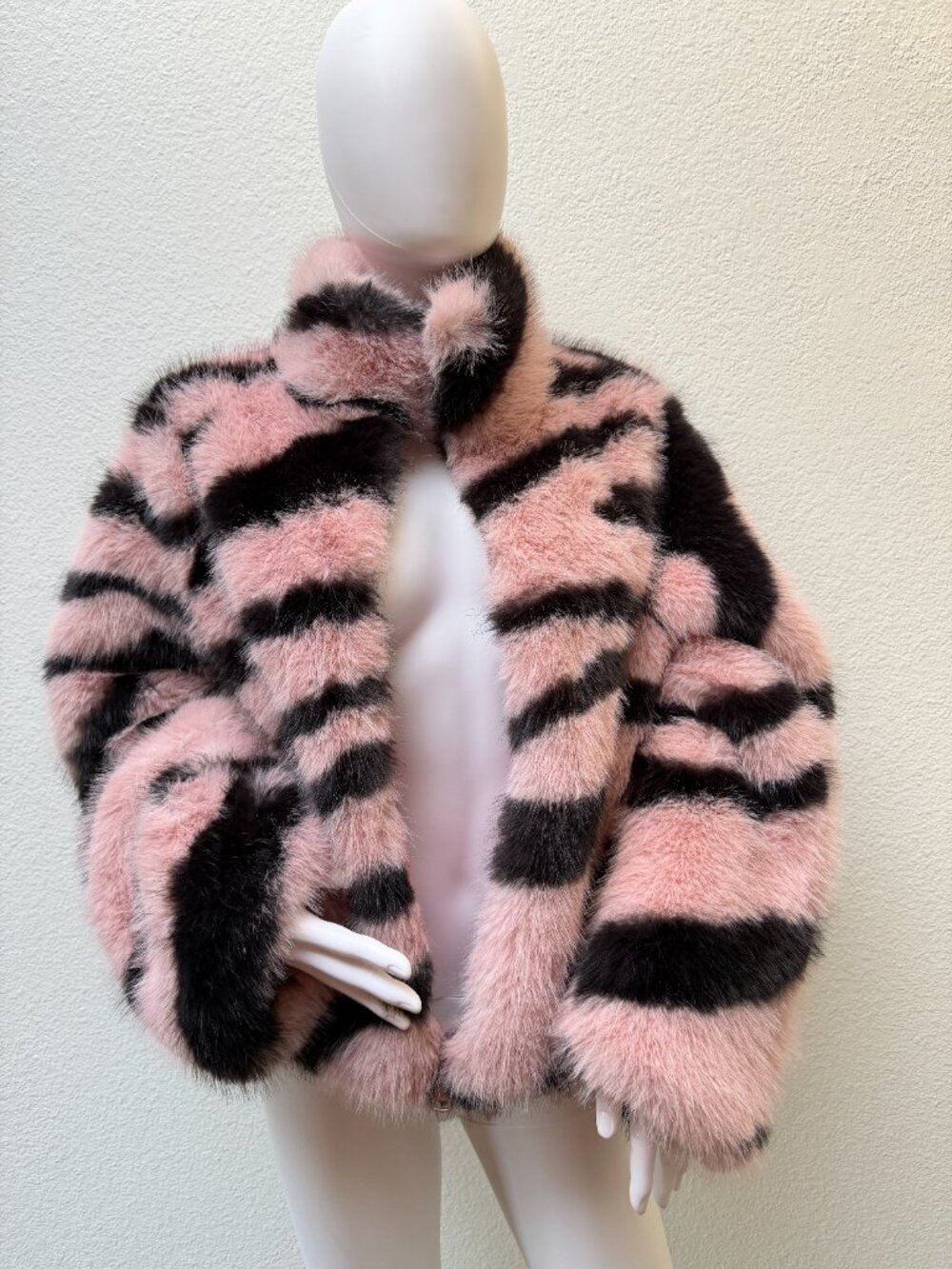 SUPER Soft Pink & Black Animal Print Plush Faux Fur Zebra Coat - Picture 6 of 16